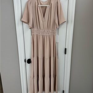 Elegant Beige Maxi Dress